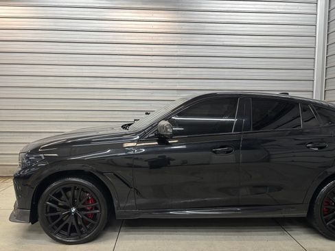 Used 2021 BMW X6 M50i w/ Executive Package AWD/4WD image 3