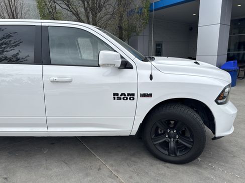 Used 2017 RAM 1500 Sport w/ Convenience Group image 8