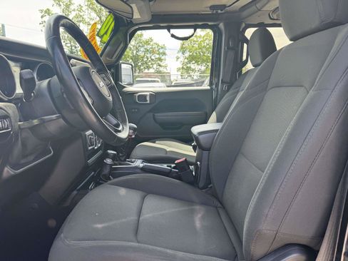 Used 2020 Jeep Wrangler Unlimited Sport S AWD/4WD image 13