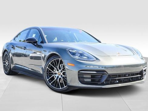 Used 2022 Porsche Panamera Platinum Edition RWD image 2