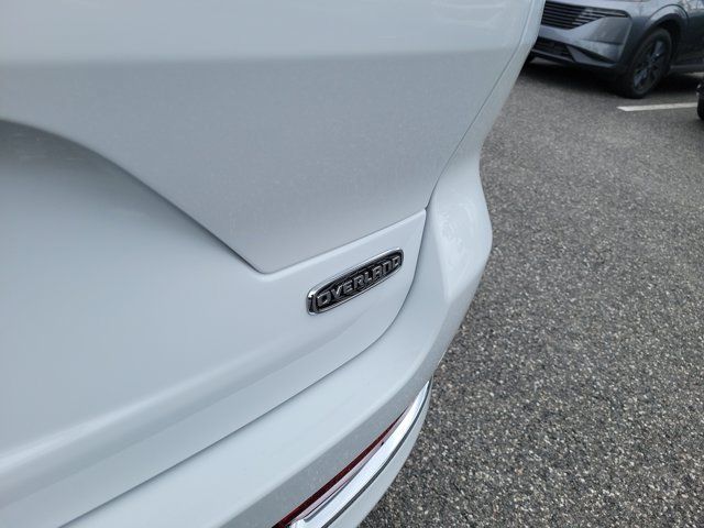 Used 2023 Jeep Grand Cherokee Overland AWD/4WD image 7