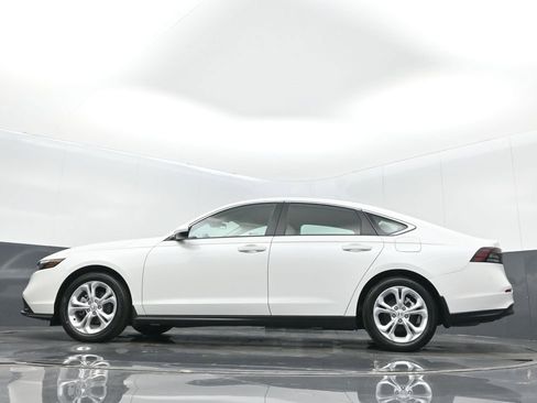Certified 2024 Honda Accord LX image 14