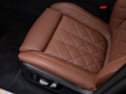 New 2026 BMW X5 xDrive40i w/ Climate Comfort Package image 15