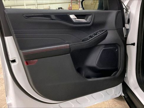 Certified 2023 Ford Escape ST-Line w/ Tech Pack #1 image 21