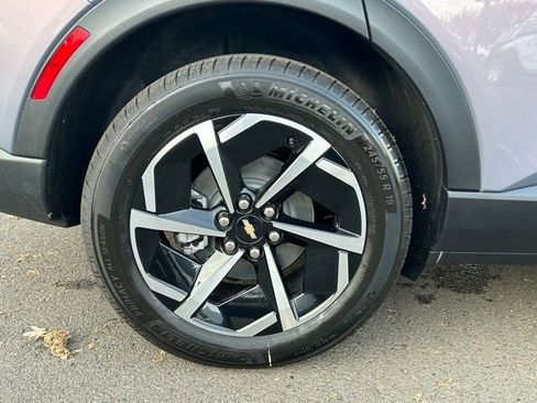 New 2026 Chevrolet Equinox EV LT image 10