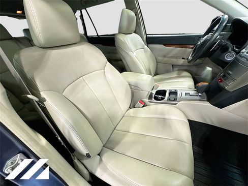 Used 2013 Subaru Outback 2.5i Limited w/ Moonroof Pkg image 30