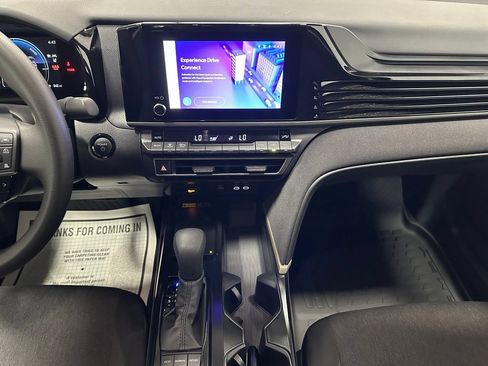 Used 2026 Toyota Camry LE FWD image 25