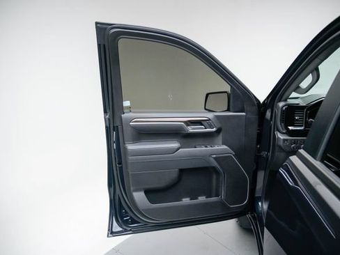 Used 2024 Chevrolet Silverado 1500 LT w/ Z71 Off-Road Package AWD/4WD image 23