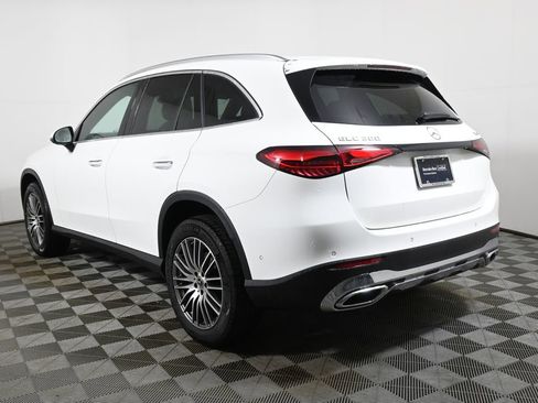 Certified 2026 Mercedes-Benz GLC 300 4MATIC image 5