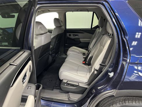 Certified 2024 Honda Pilot Touring image 29