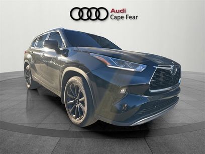 Used 2025 Toyota Highlander Platinum