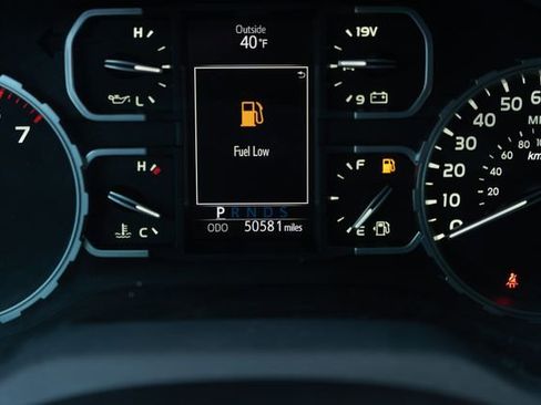 Used 2019 Toyota Tundra Limited image 25