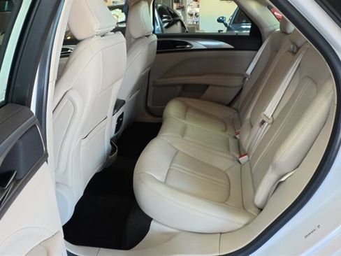 Used 2020 Lincoln MKZ w/ Convenience Package image 20