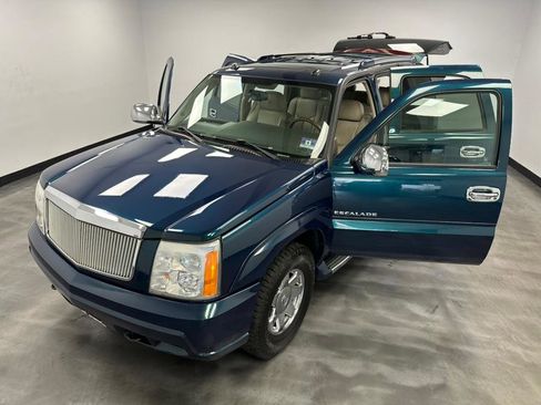 Used 2005 Cadillac Escalade AWD image 22
