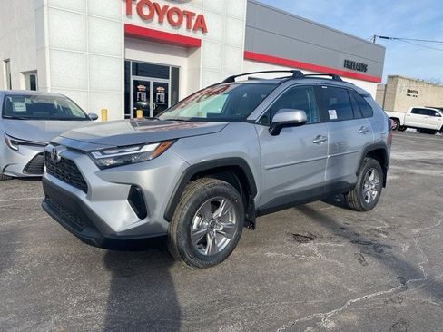 New 2025 Toyota RAV4 XLE image 6