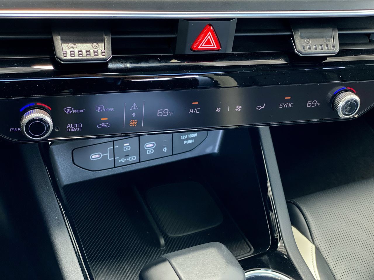 Certified 2026 Kia K5 GT-Line w/ GT-Line Premium Package FWD image 24