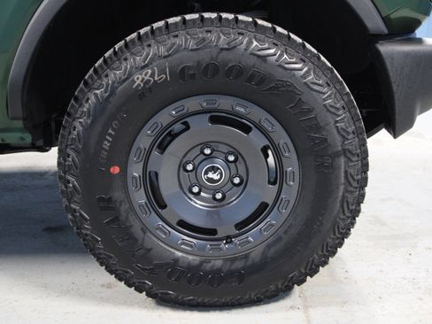 New 2025 Ford Bronco Base w/ Sasquatch Package image 26