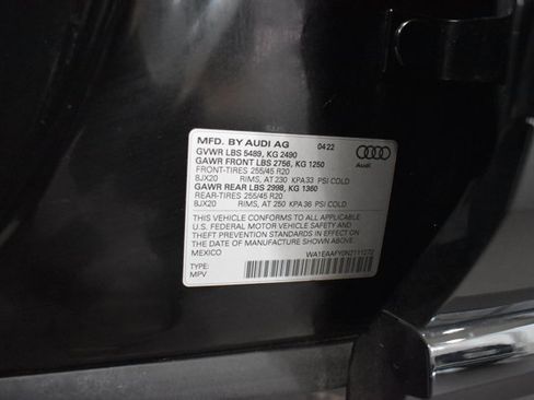 Used 2022 Audi Q5 2.0T Premium Plus w/ Premium Plus Package AWD/4WD image 25