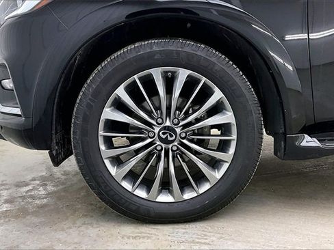 Used 2021 INFINITI QX80 Sensory w/ All-Season Package image 10