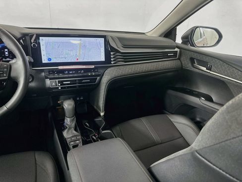 Used 2026 Toyota Camry XLE AWD/4WD image 23