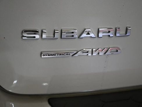 Used 2022 Subaru Crosstrek 2.5i Limited w/ Moonroof Package 2 AWD/4WD image 12