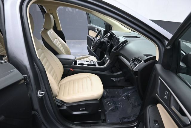 Used 2023 Ford Edge SEL w/ Cargo Accessory Package AWD/4WD image 30