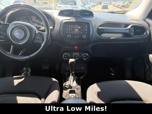 Used 2017 Jeep Renegade Altitude AWD/4WD image 17
