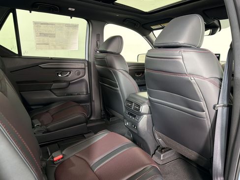 New 2026 Honda Pilot Black Edition image 30