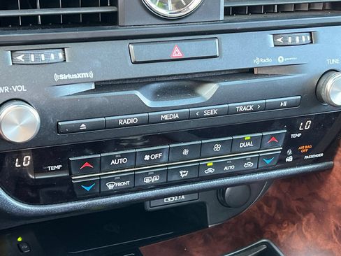 Used 2021 Lexus RX 350 AWD w/ Premium Package image 33