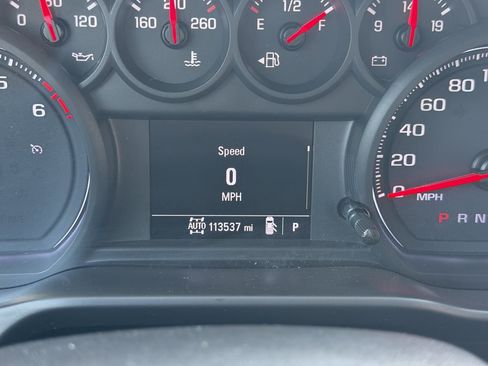 Used 2019 Chevrolet Silverado 1500 Custom Trail Boss AWD/4WD image 21