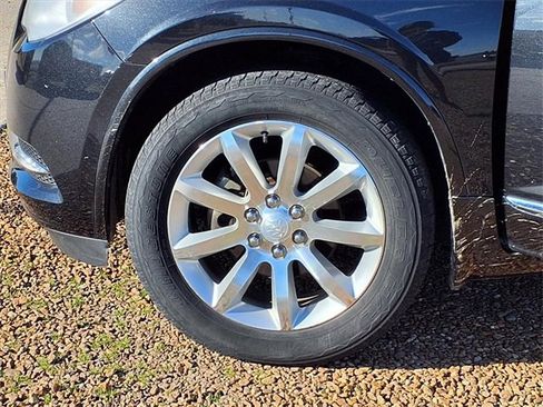 Used 2014 Buick Enclave Leather w/ Trailering Provision Package image 20