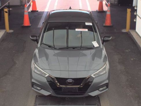 Used 2020 Nissan Versa SR FWD image 4