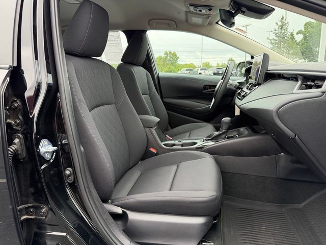 Certified 2025 Toyota Corolla LE FWD image 18