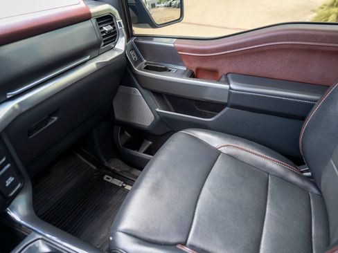 Used 2023 Ford F150 Lariat AWD/4WD image 29