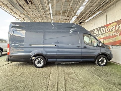 Used 2019 Ford Transit 250 148 High Roof Extended image 9
