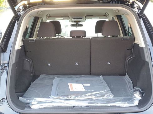 New 2026 Nissan Rogue SV image 7