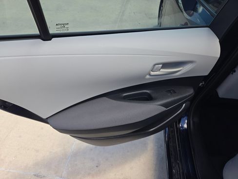Used 2024 Toyota Corolla LE FWD image 15