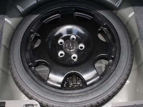 Used 2025 Ford Mustang Premium RWD image 8