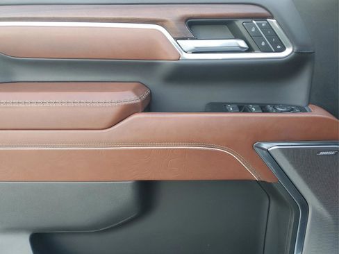 Used 2024 GMC Sierra 3500 Denali Ultimate image 12