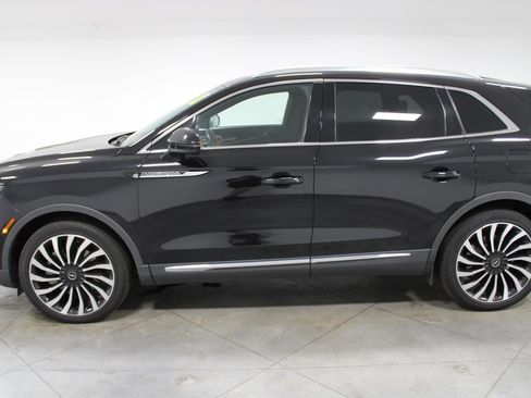 Used 2023 Lincoln Nautilus Black Label w/ Cargo Utility Package image 6