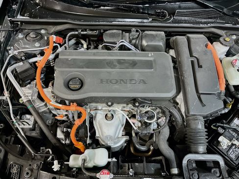 Used 2025 Honda Civic Sport image 30