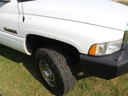 Used 2001 Dodge Ram 2500 Truck ST image 9