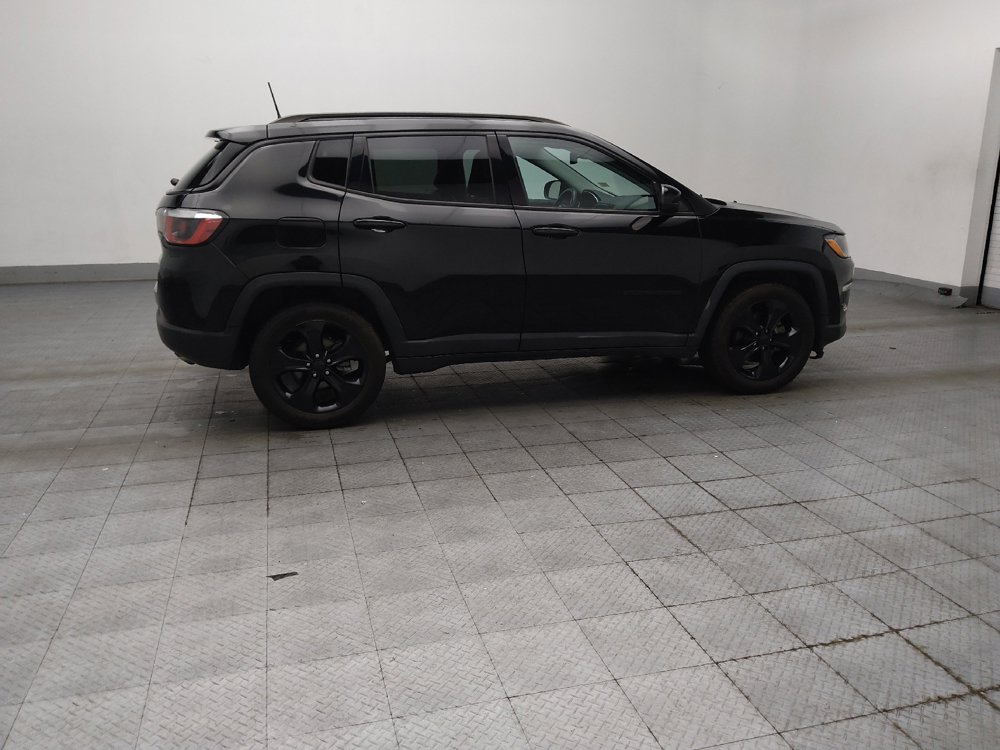 Used 2019 Jeep Compass Latitude FWD image 10