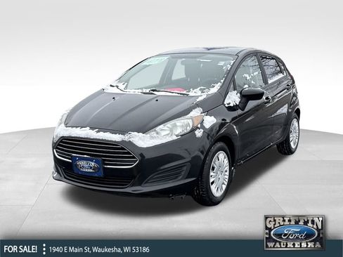 Used 2015 Ford Fiesta S image 1