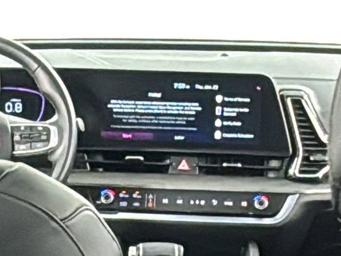 Used 2025 Kia Sportage X-Line w/ Premium Package image 17