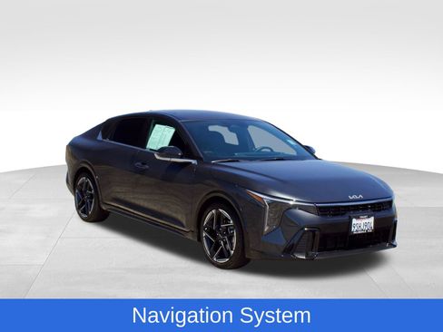 Used 2025 Kia K4 GT-Line FWD image 2
