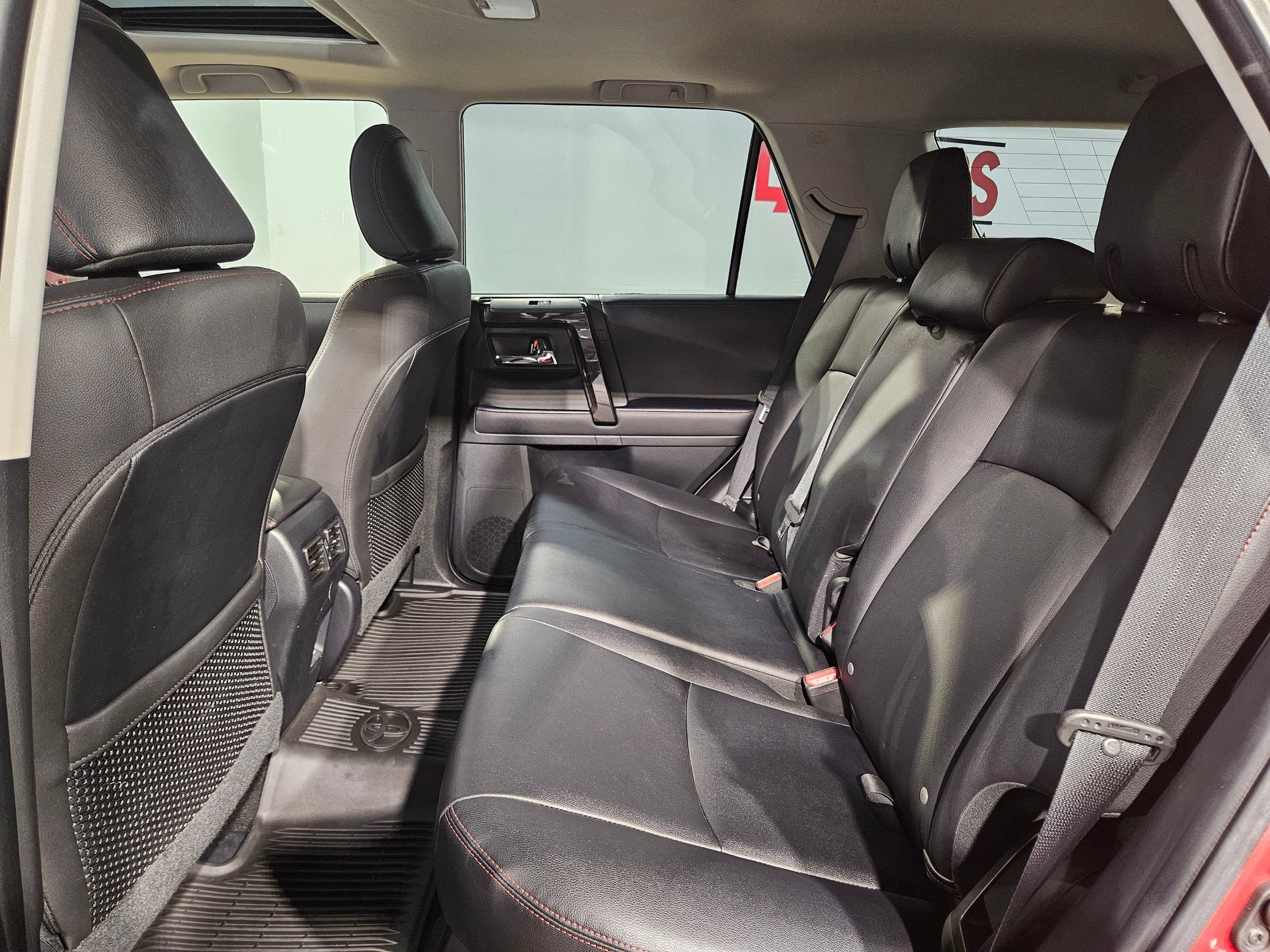 Certified 2023 Toyota 4Runner TRD Off-Road Premium w/ Moonroof Package AWD/4WD image 38