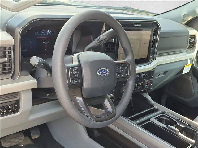 New 2026 Ford F250 XLT w/ XLT Premium Package AWD/4WD image 3