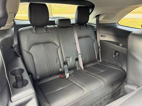 Used 2024 MAZDA CX-90 Plug-In Hybrid w/ Premium Pkg image 12