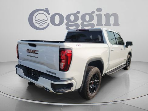 Used 2023 GMC Sierra 1500 Elevation AWD/4WD image 3